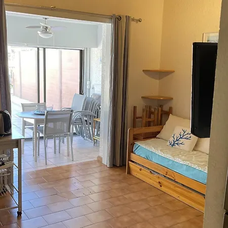 Bright Flat With Large Terrace